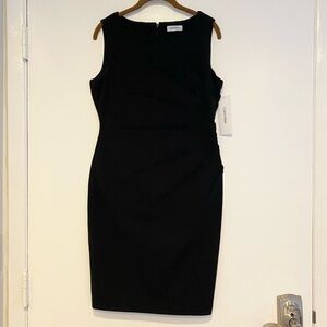 Calvin Klein Sheath Dress Assymetrical Pattern Black Size 8